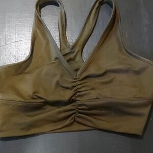 Alo clinch front sports bra